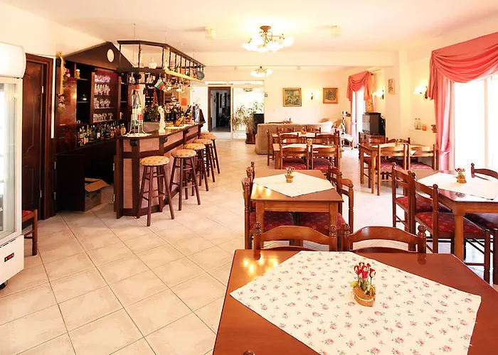 Hotel Fourkos